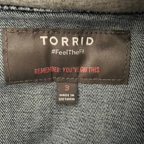 Torrid Women's Denim and Fleece Hooded Trucker Jacket Size 3 - Picture 6 of 7